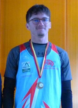 Martin Guiod vainqueur javelot cadet 45m02